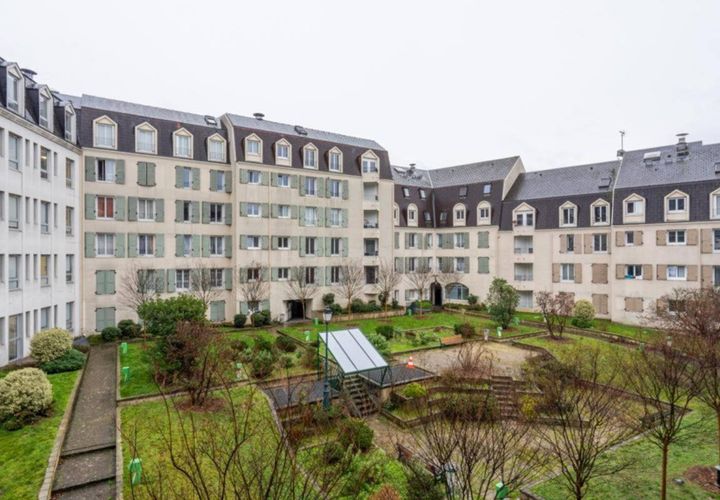 Leilighet i Rueil-Malmaison, Hauts-de-Seine, Rueil-Malmaison - € 302 120 | Ref: 92-25-003174 - foto 1