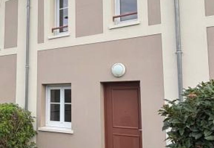 Villa i Alencon, Orne, Alencon - € 88.000 | Ref: 61-21-000202 - foto 1