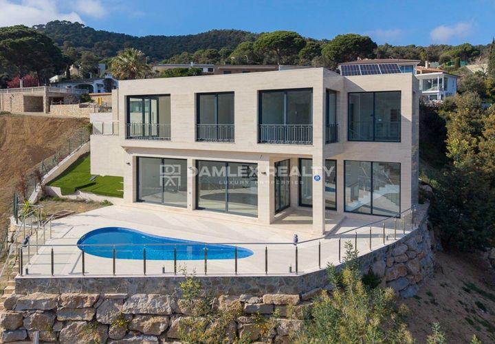 Villa a Tossa De Mar, Gerona, Tossa De Mar - € 1.200.000 | Ref: 75228 - foto 1
