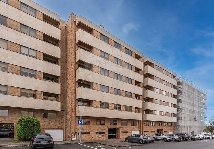 Apartament a Braga, Braga, Braga - € 2.300/mes | Ref: 123331024-898 - foto 1