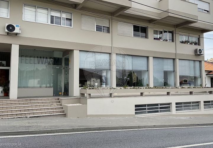 Erhvervsejendom i Guimaraes, Braga, Guimaraes - € 375.000 | Ref: 121751328-1 - foto 1