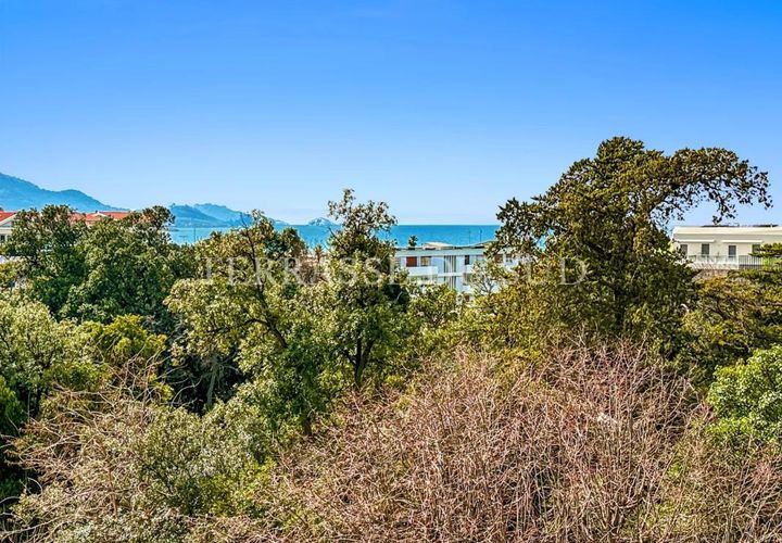 Lejlighed i Marseille, Bouches-du-Rhone, Marseille - € 798.000 | Ref: getkey_u_518399831 - foto 1