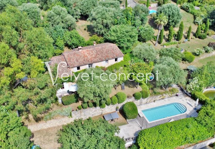 Villa i Chateauneuf-Grasse, Alpes-Maritimes, Chateauneuf-Grasse - € 1.195.000 | Ref: 2990C - foto 1