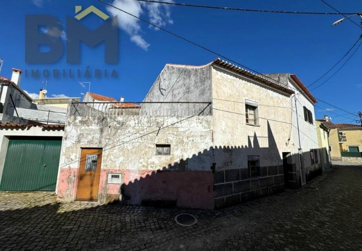 Villa i Escalos de Cima e Lousa, Castelo Branco, Escalos de Cima e Lousa - € 64.000 | Ref: 5015 - foto 1