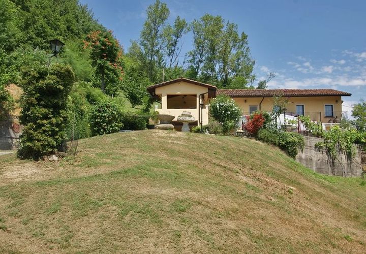 Villa i Dogliani, Cuneo, Dogliani - € 369.000 | Ref: DGL246 - foto 1