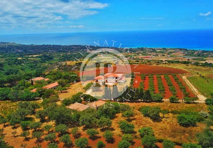 Villa a Ricadi, Vibo Valentia, Ricadi - € 350.000 | Ref: BI 18 - foto 1