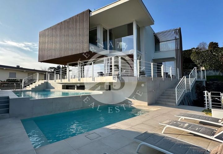 Villa a Verbania, Verbano Cusio Ossola, Verbania - € 1.980.000 | Ref: AG 3 - foto 1