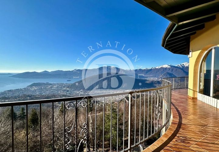 Villa a Verbania, Verbano Cusio Ossola, Verbania - € 1.300.000 | Ref: AG 5 - foto 1