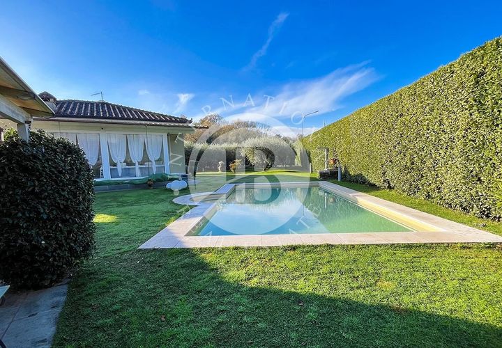 Villa i Lucca, Lucca, Lucca - € 600.000 | Ref: RI 19 - foto 1