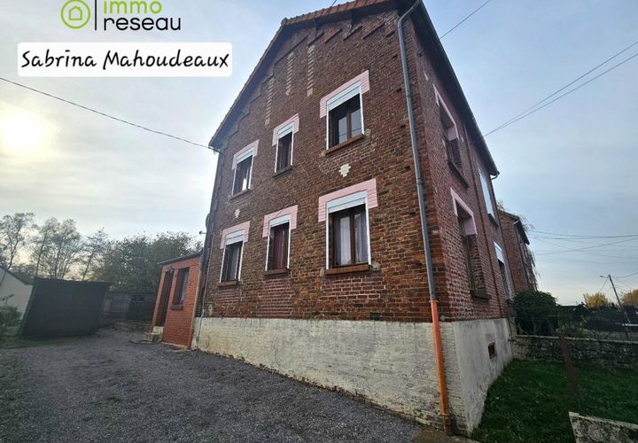 Villa a Saint-Michel, Aisne, Saint-Michel - € 39.000 | Ref: 3011443368 - foto 1