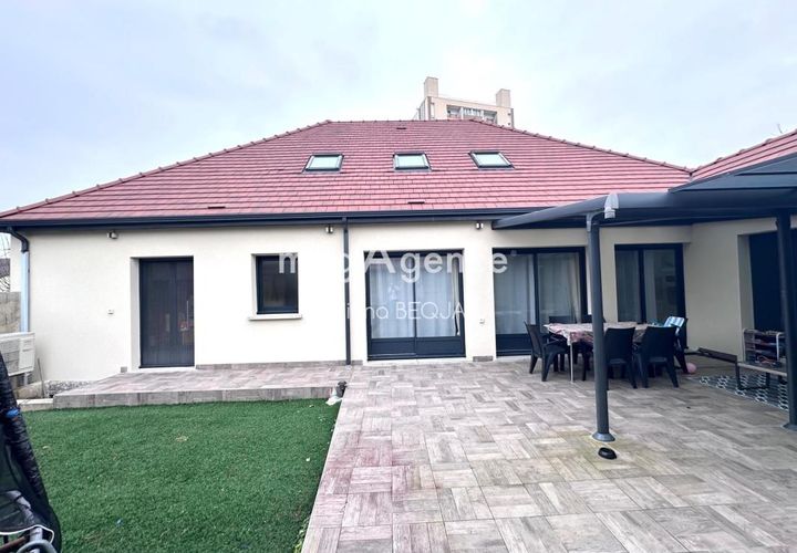 Villa a Sens, Yonne, Sens - € 299.000 | Ref: 200308 - foto 1