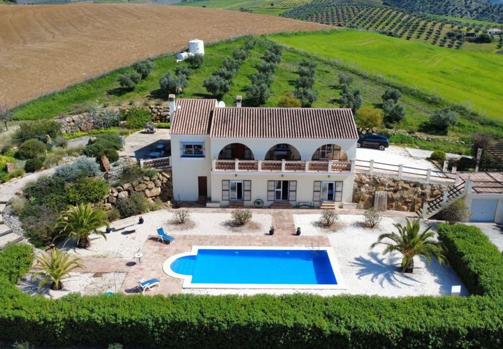 Landejendom i Alora, Malaga, Alora - € 699.000 | Ref: F5330668 - foto 1