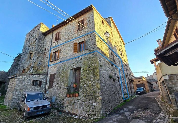 Villa i Baschi, Terni, Baschi - € 68.000 | Ref: MORRE01-876974 - foto 1
