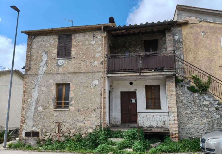 Villa i Amelia, Terni, Amelia - € 39.000 | Ref: Macchie04-877274 - foto 1