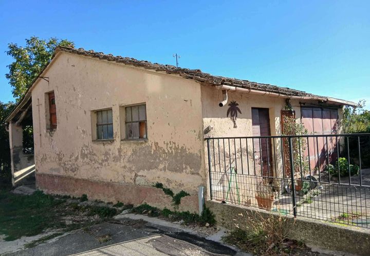 Villa a Amelia, Terni, Amelia - € 22.500 | Ref: Amellia007-878236 - foto 1