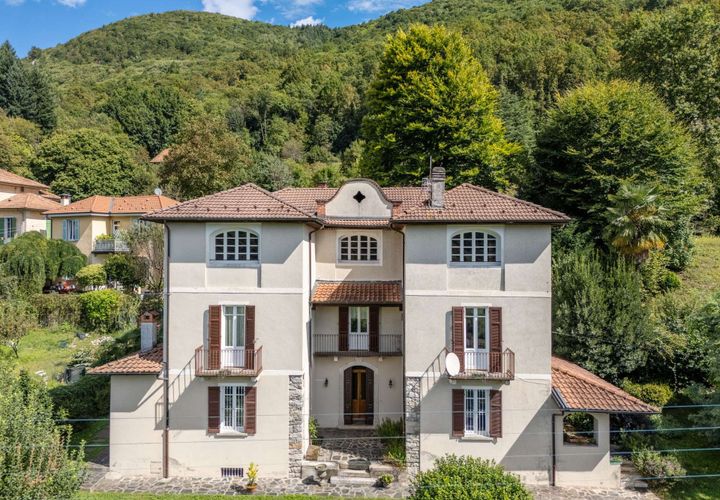 Villa a Omegna, Verbano Cusio Ossola, Omegna - € 540.000 | Ref: W-030JZO-941837 - foto 1