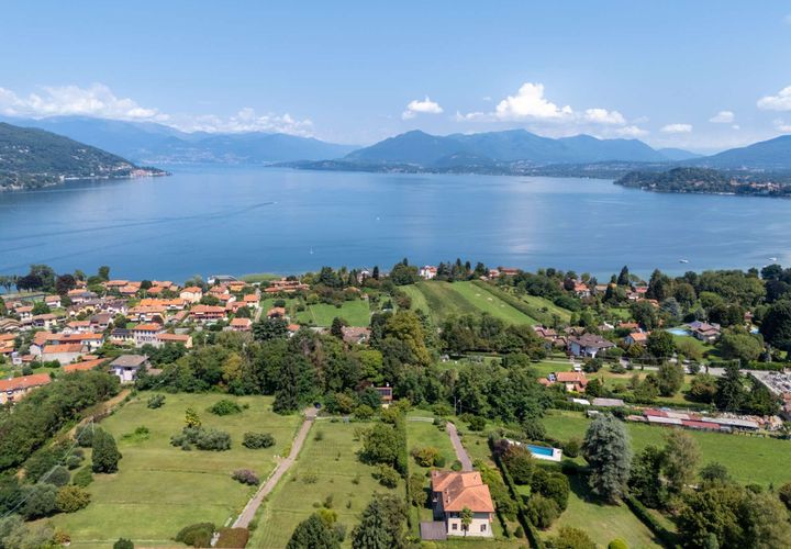 Villa i Ranco, Varese, Ranco - € 550.000 | Ref: W-0468UI-942213 - foto 1