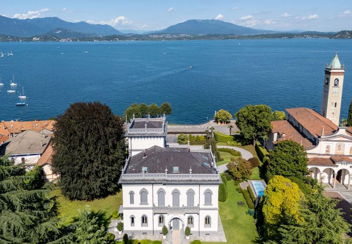 Villa i Lesa, Novara, Lesa - € 9.500.000 | Ref: W-030QJP-942257 - foto 1