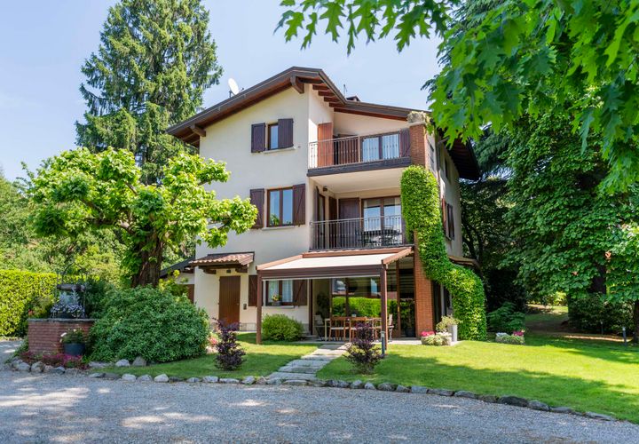Villa a Besozzo, Varese, Besozzo - € 770.000 | Ref: W-0308L5-942798 - foto 1
