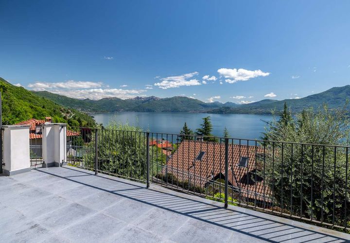 Villa a Ghiffa, Verbano Cusio Ossola, Ghiffa - € 360.000 | Ref: W-02I4U3-943752 - foto 1