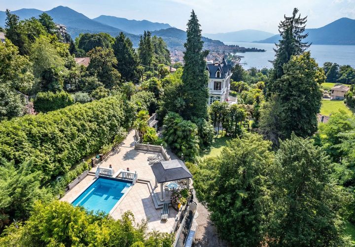 Villa em Luino, Varese, Luino - € 2.950.000 | Ref: W-015G4H-943764 - foto 1