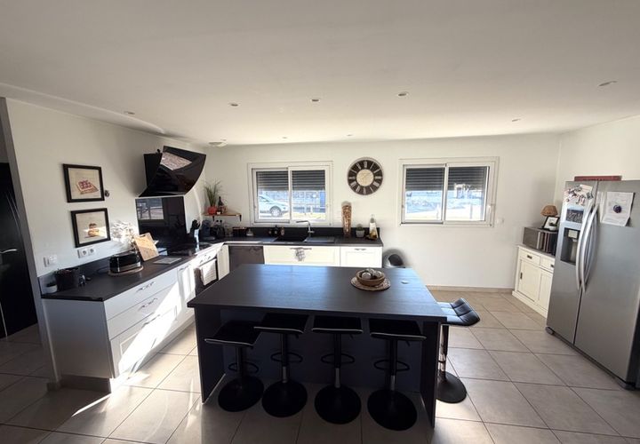 Villa a Digoin, Saone-et-Loire, Digoin - € 217.000 | Ref: 340932865265 - foto 1