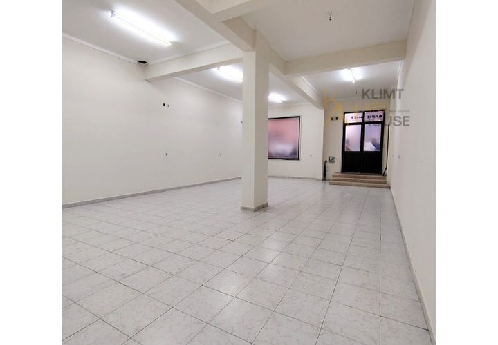 Erhvervsejendom i Cacem, Lisbon, Cacem - € 165.000 | Ref: LOC_633 - foto 1