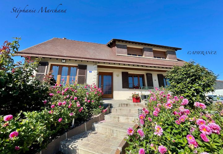Villa a Chartres, Eure-et-Loir, Chartres - € 285.000 | Ref: 340938288079 - foto 1