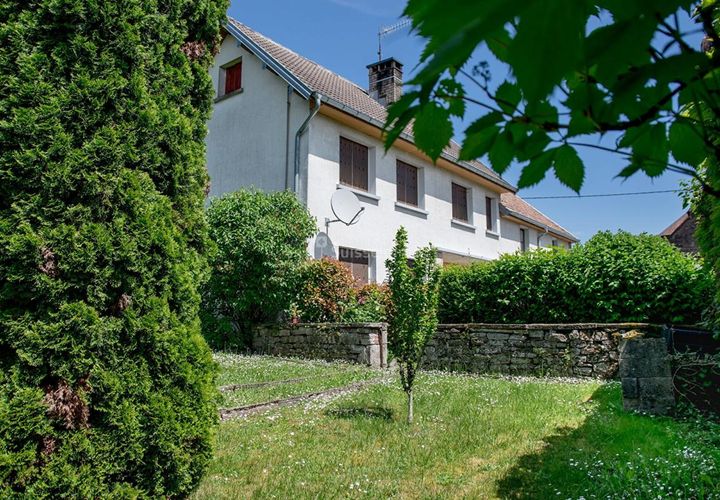Villa a Saulnot, Haute-Saone, Saulnot - € 105.000 | Ref: 1030AC-BEL - foto 1