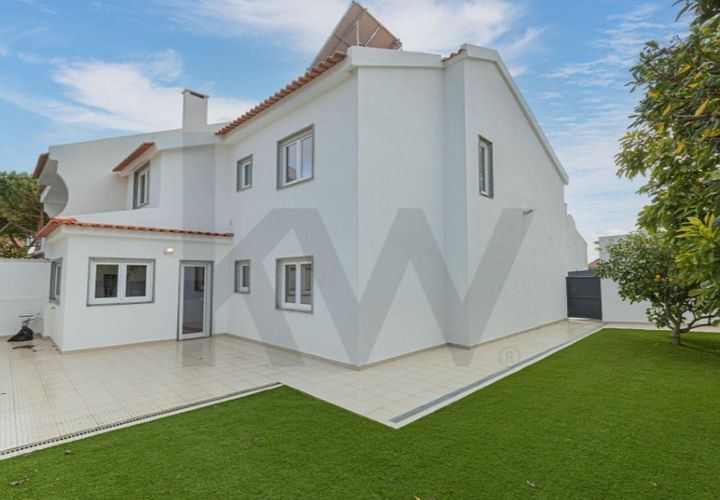 Villa a Carcavelos, Lisbon, Carcavelos - € 4.300/mes | Ref: KWPT-028958 - foto 1