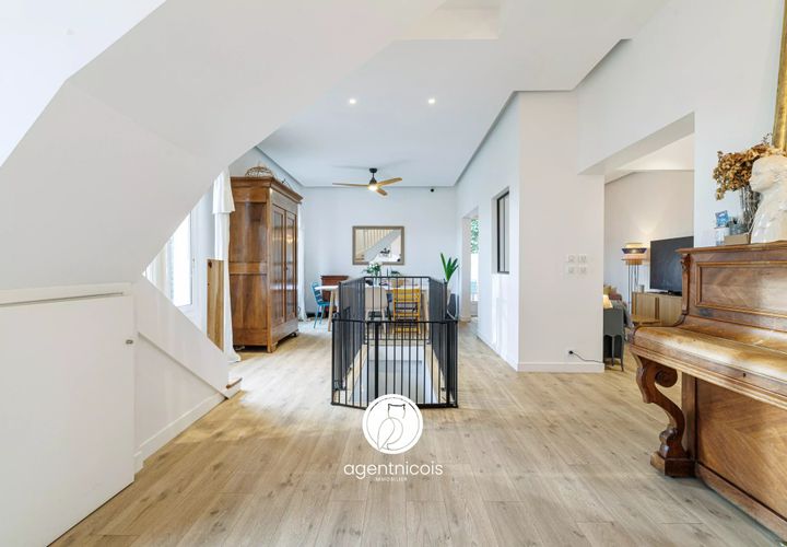 Villa i Nice, Alpes-Maritimes, Nice - € 950.000 | Ref: 86802681 - foto 1
