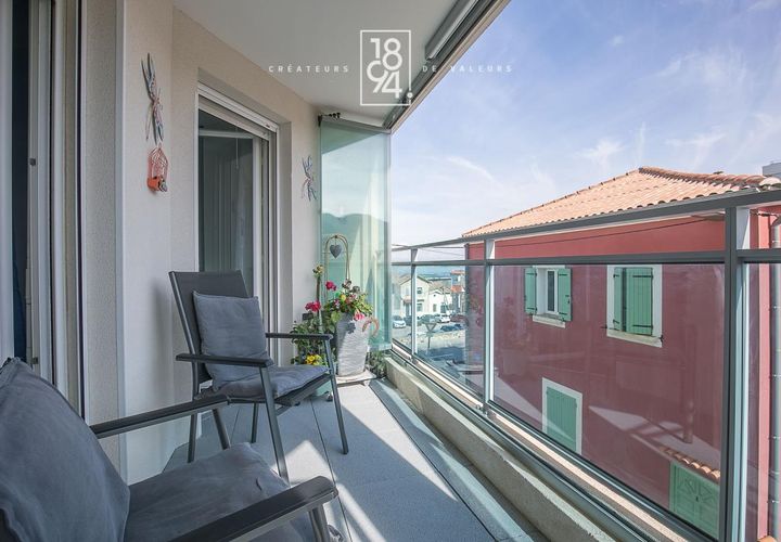 Leilighet i Marseille, Bouches-du-Rhone, Marseille - € 365 000 | Ref: 0N9M-TWQ-NQT - foto 1