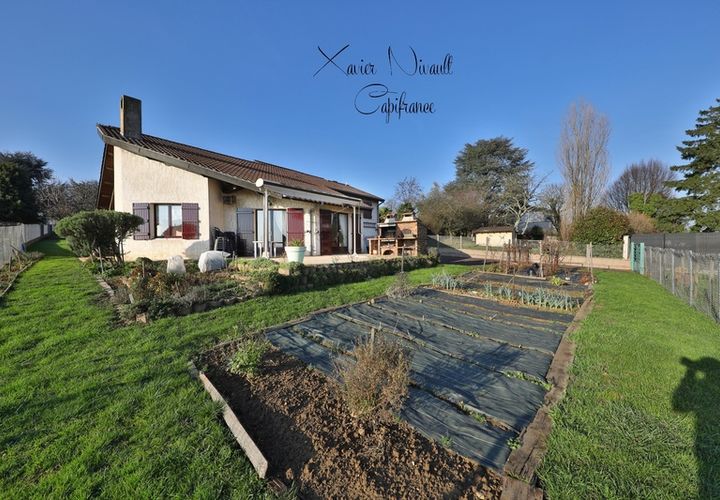 Villa a Macon, Saone-et-Loire, Macon - € 375.000 | Ref: 340939123036 - foto 1