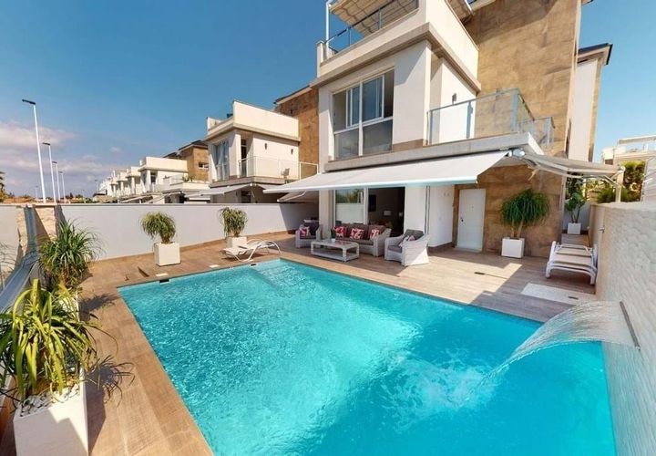 Villa i Orihuela Costa, Alicante, Orihuela Costa - € 599.950 | Ref: SMBOC2660 - foto 1