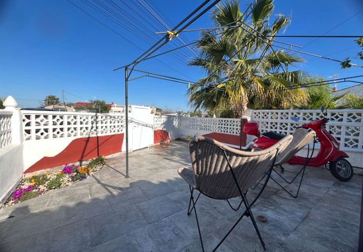 Bungalou a Torrevieja, Alicante, Torrevieja - € 135.000 | Ref: B-3478 - foto 1