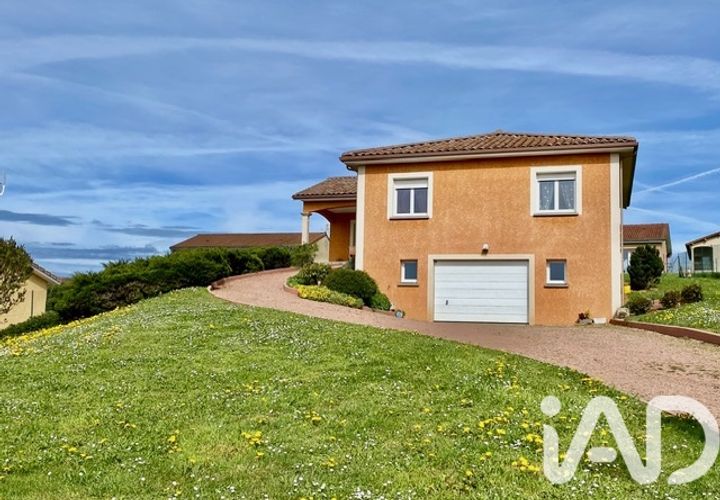 Villa i Tramayes, Saone-et-Loire, Tramayes - € 280.000 | Ref: 87837 - foto 1