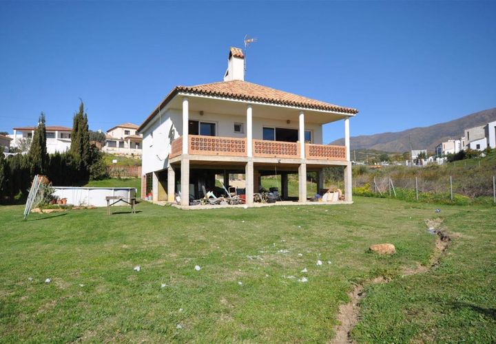 Villa a Estepona, Malaga, Estepona - € 795.000 | Ref: CDS4415791-FO - foto 1