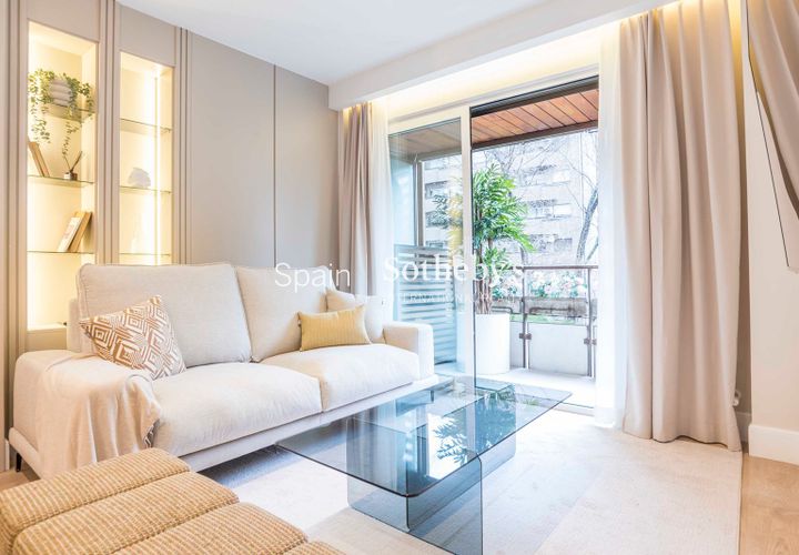 Leilighet i Madrid, Madrid, Madrid - € 1 450 000 | Ref: 324323 - foto 1