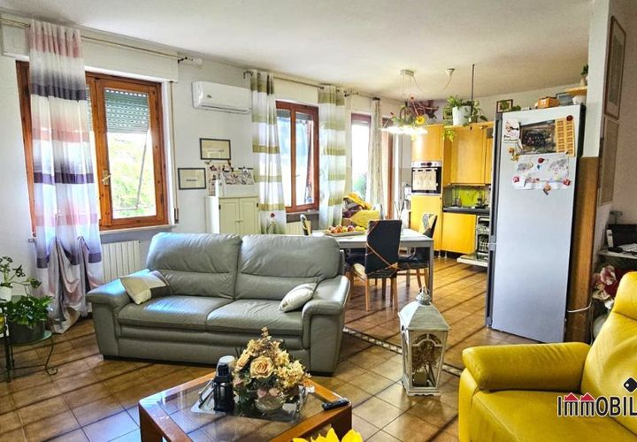 Leilighet i Poggibonsi, Siena, Poggibonsi - € 210 000 | Ref: NUG-2264 - foto 1
