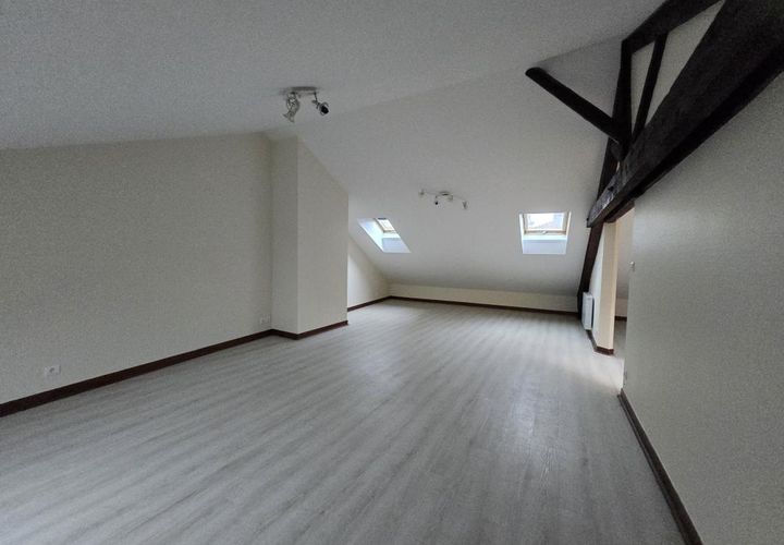 Apartament a Nancy, Meurthe-et-Moselle, Nancy - € 530/mes | Ref: 2051 - foto 1