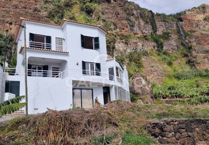 Villa i Ponta do Sol, Madeira, Ponta do Sol - € 445.000 | Ref: 3221 - foto 1