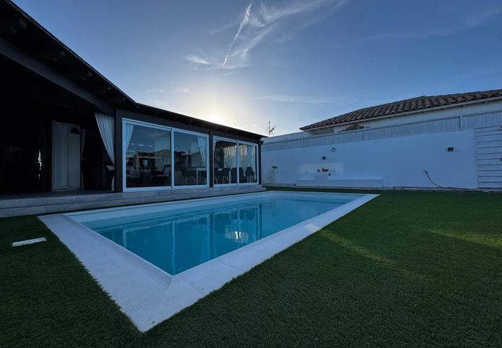 Villa a Corralejo, Fuerteventura, Corralejo - € 895.000 | Ref: 01056 - foto 1