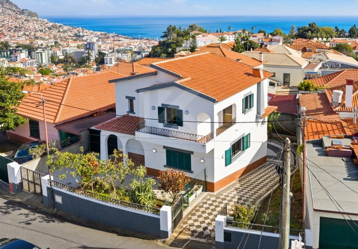 Villa i Sao Roque, Madeira, Sao Roque - € 920.000 | Ref: IK212FX-2 - foto 1