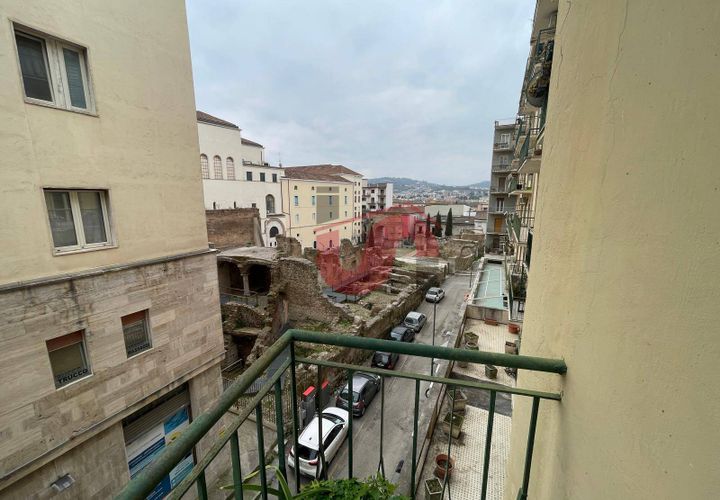 Apartamento en Benevento, Benevento, Benevento - € 550/mes | Ref: AA39846 - photo 1