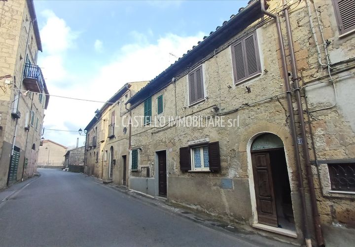 Rækkehus i Onano, Viterbo, Onano - € 24.000 | Ref: TT274 - foto 1