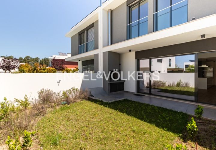 Villa a Amora, Setubal, Amora - € 3.500/mes | Ref: W-048UMY - foto 1