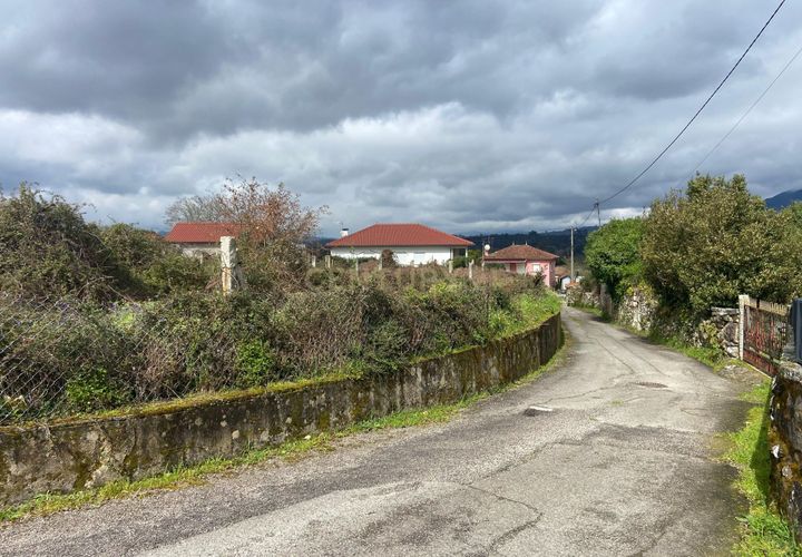 Helårsgrund i Moncao, Viana do Castelo, Moncao - € 35.000 | Ref: C0393-01442 - foto 1