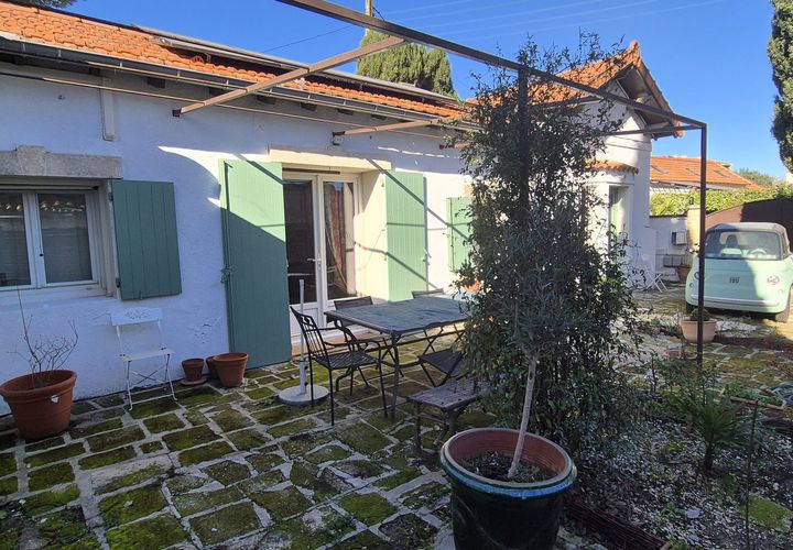 Villa in Arles, Bouches-du-Rhone, Arles - € 250.000 | Ref: VM926-ACTIVPATRIMONIA - foto 1