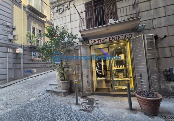 Erhvervsejendom i Naples, Naples, Naples - € 60.000 | Ref: Toledo.b - foto 1
