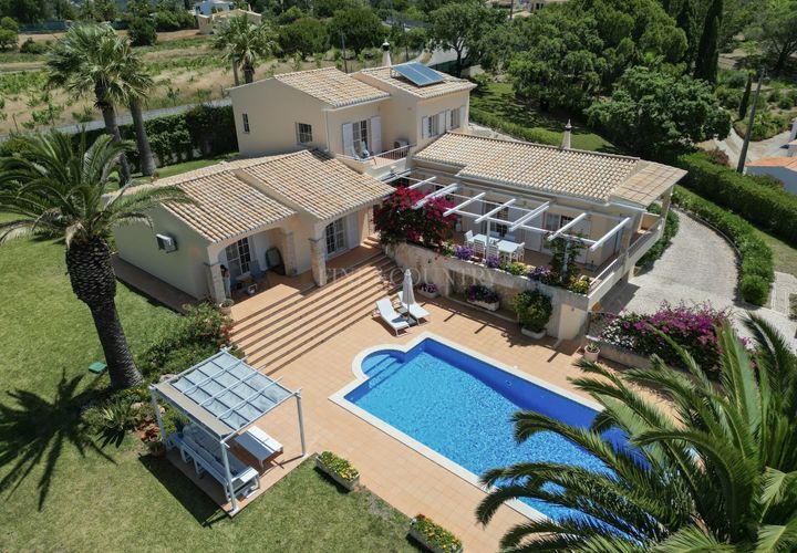 Villa a Carvoeiro, Faro, Carvoeiro - € 1.495.000 | Ref: FC1093VCZ - foto 1